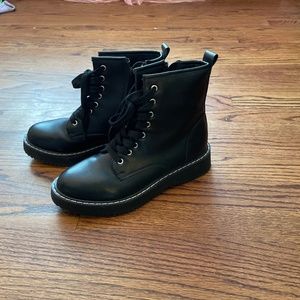 Steve Madden  Boots